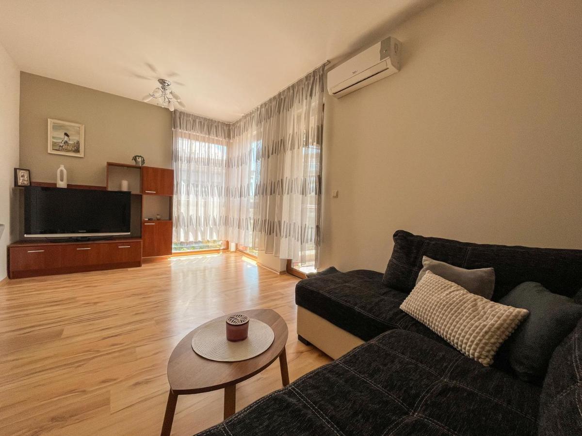 Summer Host Apartment Onegin Sozopol Exterior photo