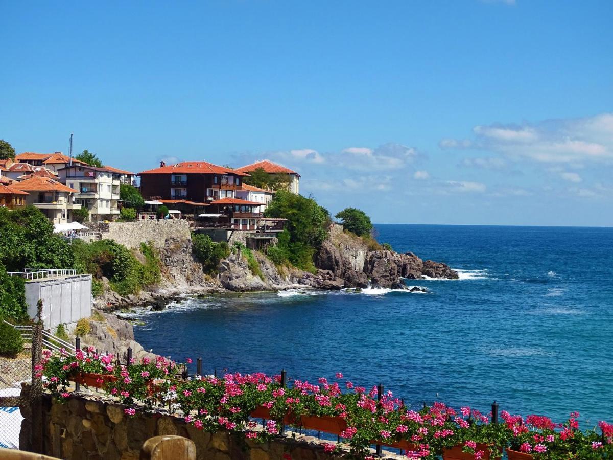 Summer Host Apartment Onegin Sozopol Exterior photo
